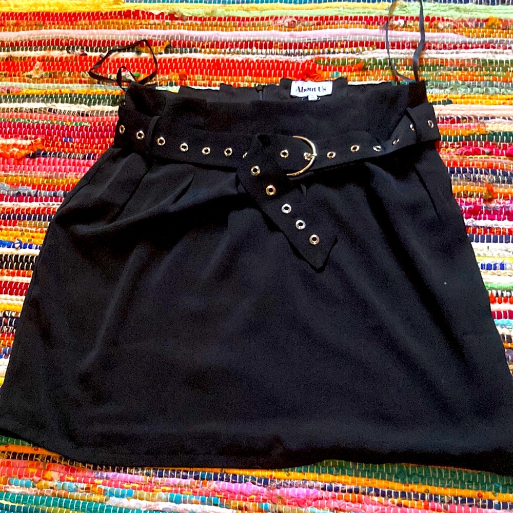 About Us black mini skirt with belt